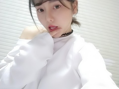 小阿亚😘海报