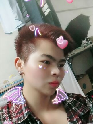 傻白甜乐的主播照片