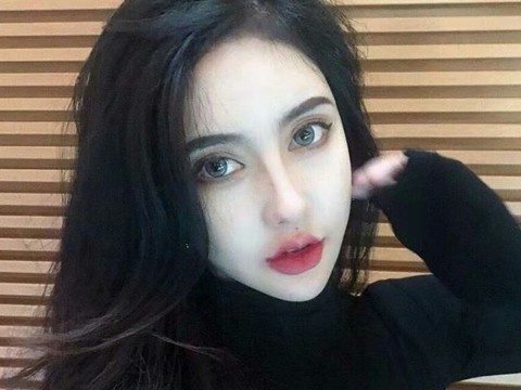 Y.别散海报