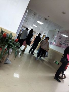 是你的小团团主播照片