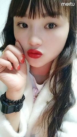 @小依依主播照片