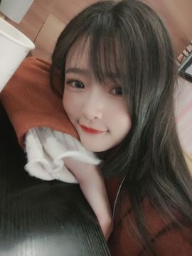 Ayo✨小雨牙主播照片