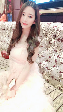 肉肉哦主播照片