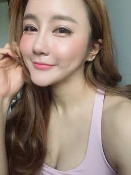 韩国迪丽凯丽主播照片
