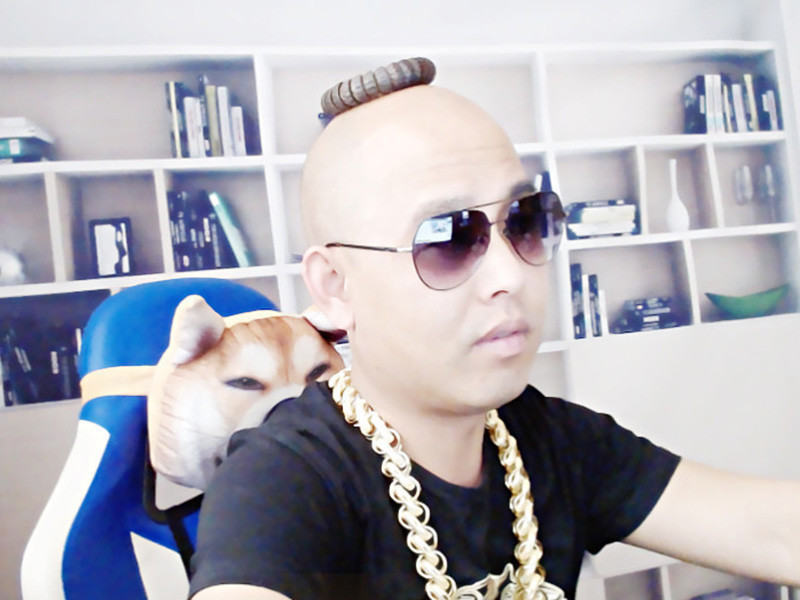 金六弟的主播海报
