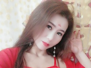 滿天飛的主播照片