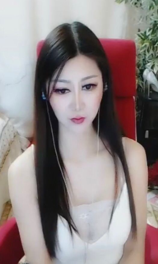 青青气质女神的主播照片