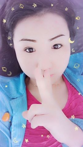 蓝微微主播照片