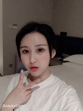 樱小小新主播求关注主播照片