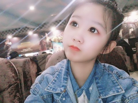 酸奶味的小琪海报