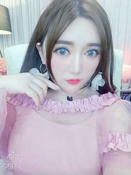 新人蜜雪儿主播照片