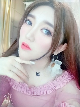 新人蜜雪儿主播照片