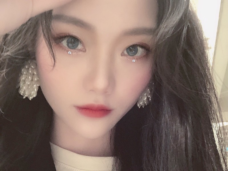 新人（七）求关注的主播海报