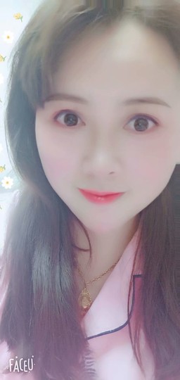 开心❤️❤️果主播照片