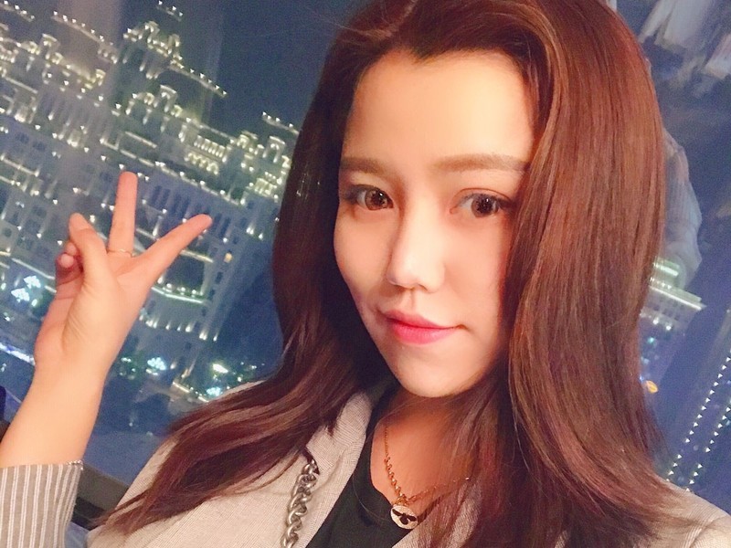 村花小青的主播海报