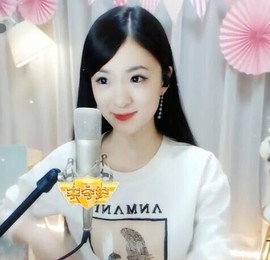 右手还是那个右手！！主播照片