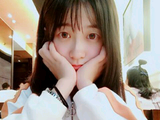 五月是什么的主播照片