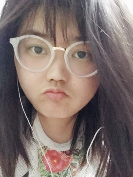 ﹌Momo﹌主播照片