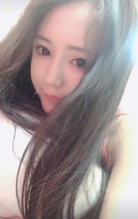 小小凡🎤（8点播）主播照片