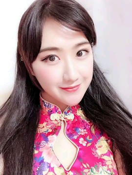 诺一、珍惜小雅主播照片