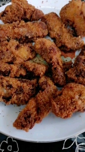 油炸小排骨香脆美味，干就完了！
