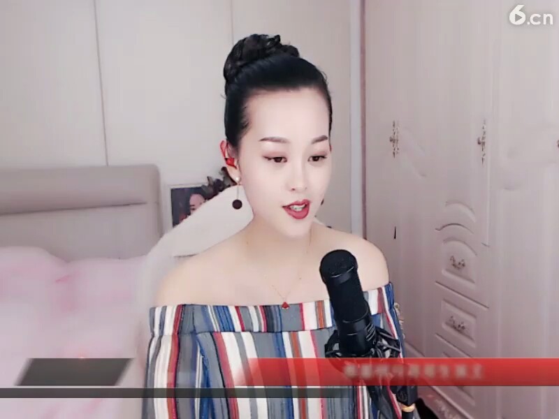 火红的萨日朗