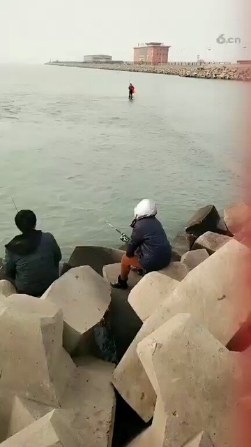 钓鱼