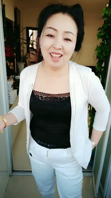 好啊美女