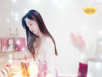 😲😨💛💜