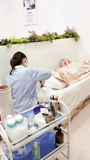 看看我们老师都忙到没时间做饭