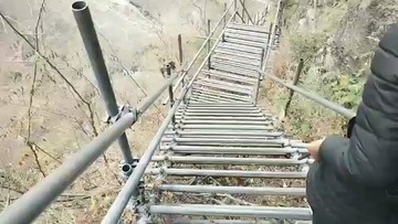 爬天梯