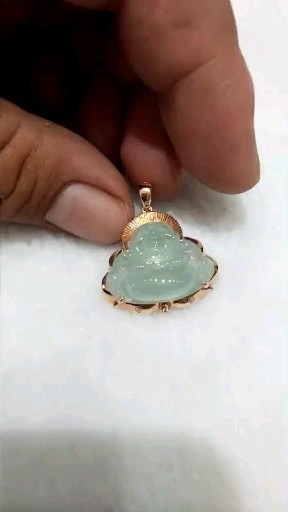 翡翠货源地，对翡翠感兴趣的朋友