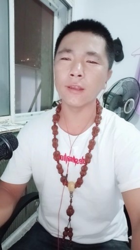 求关注，直播间一起玩耍