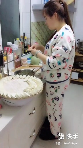 包水饺