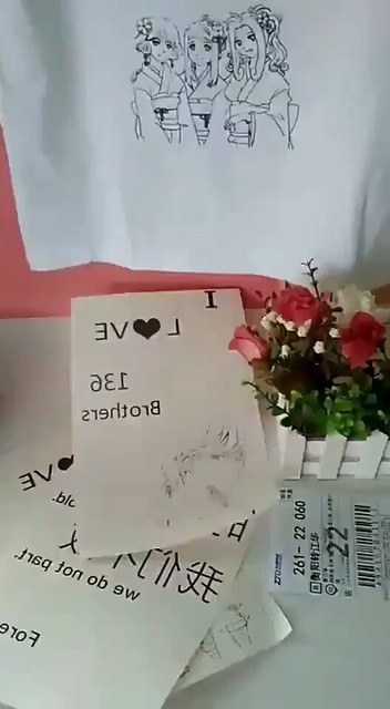 这个班服印照T恤的图是学生自己