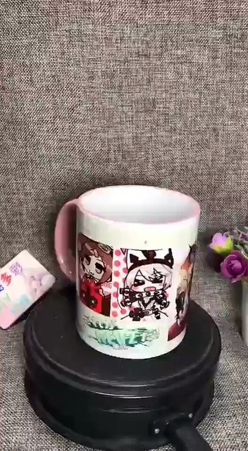 印照边彩水杯