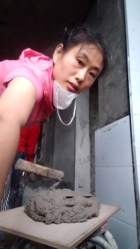 女高手