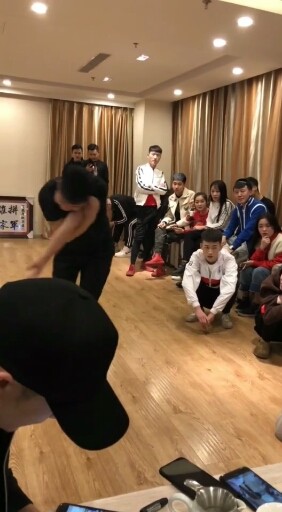 我还是跟老公耀阳一伙吧