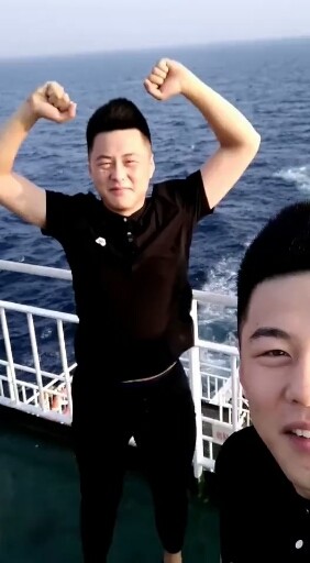 老弟欺负我有能耐你来做月子