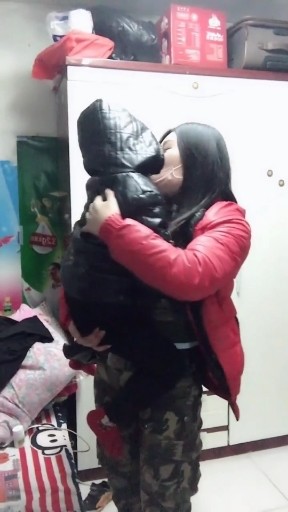 烛光里的妈妈