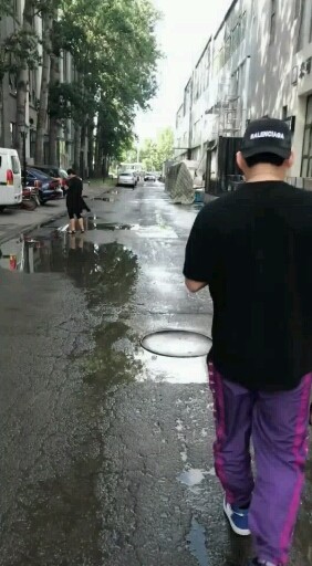 和老妹来北京录歌4点回沈阳