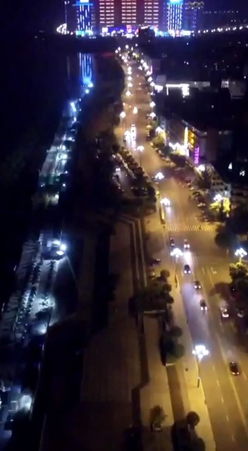 夜飞滨江路