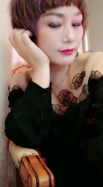 美妞爱你们敬