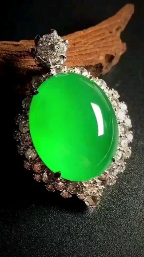 翡翠精品欣赏一下