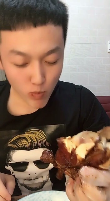 哈哈