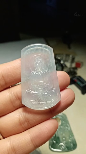 冰透水润的观音，价格美丽