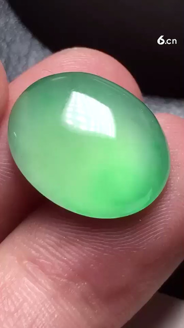 阳绿蛋面，镶嵌8500