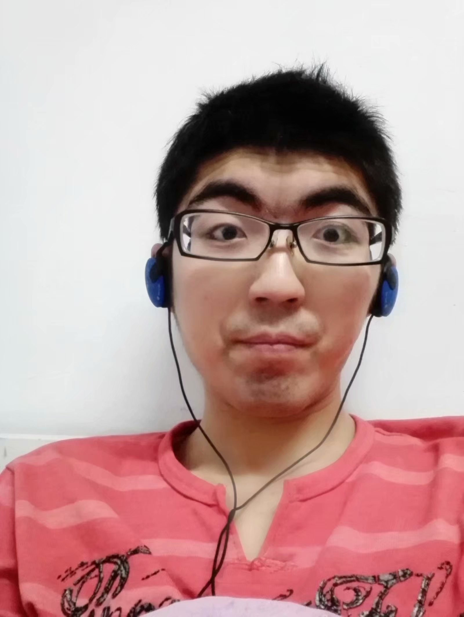 ND-逗比粑喇主播照片