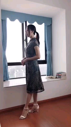 大姐姐～(￣▽￣～)~小姐姐