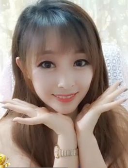 小美悠吖主播照片